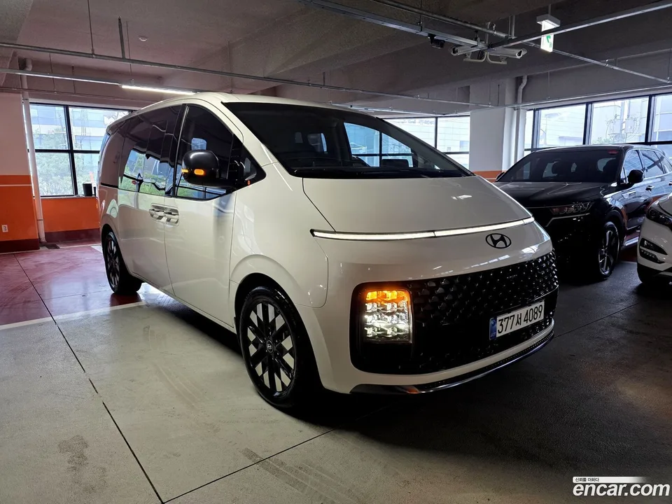 Hyundai Staria L3.5 9 2024 — thumbnail 4