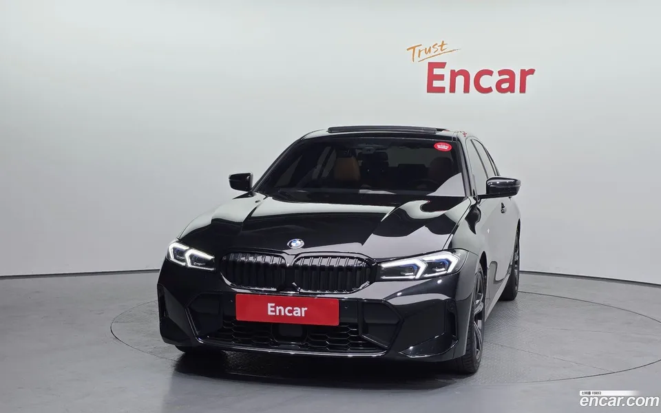 BMW 3 Series 320i M 2024 — thumbnail 3