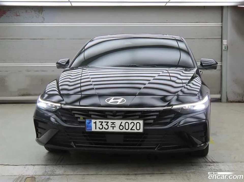 Hyundai Avante CN7 Hybrid 2024 — миниатюра 3