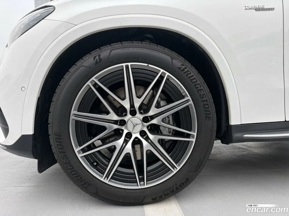 Mercedes-Benz GLC-Class AMG GLC43 4MATIC 2025 — миниатюра 2