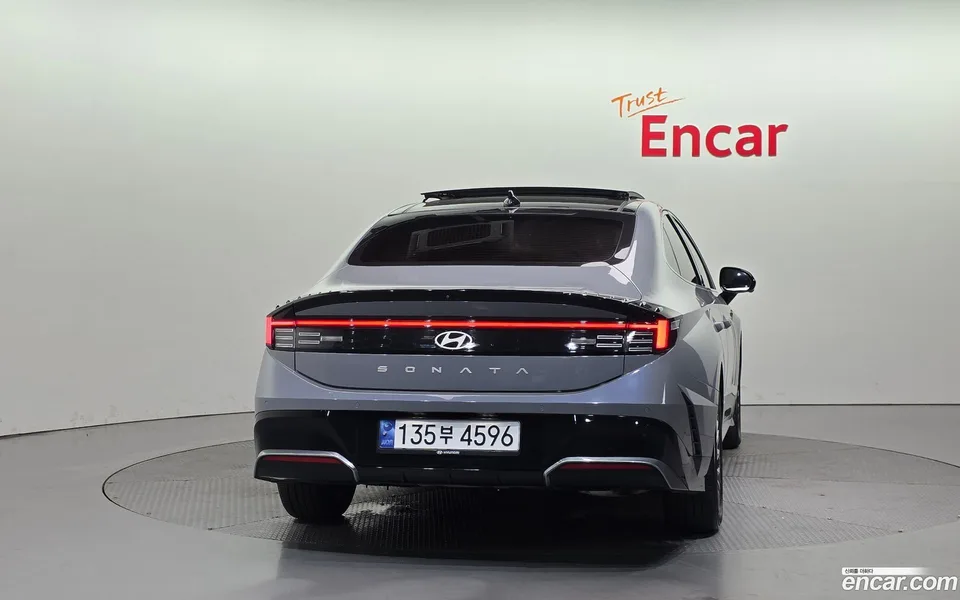 Hyundai Sonata The Edge Hybrid 2024 — thumbnail 4
