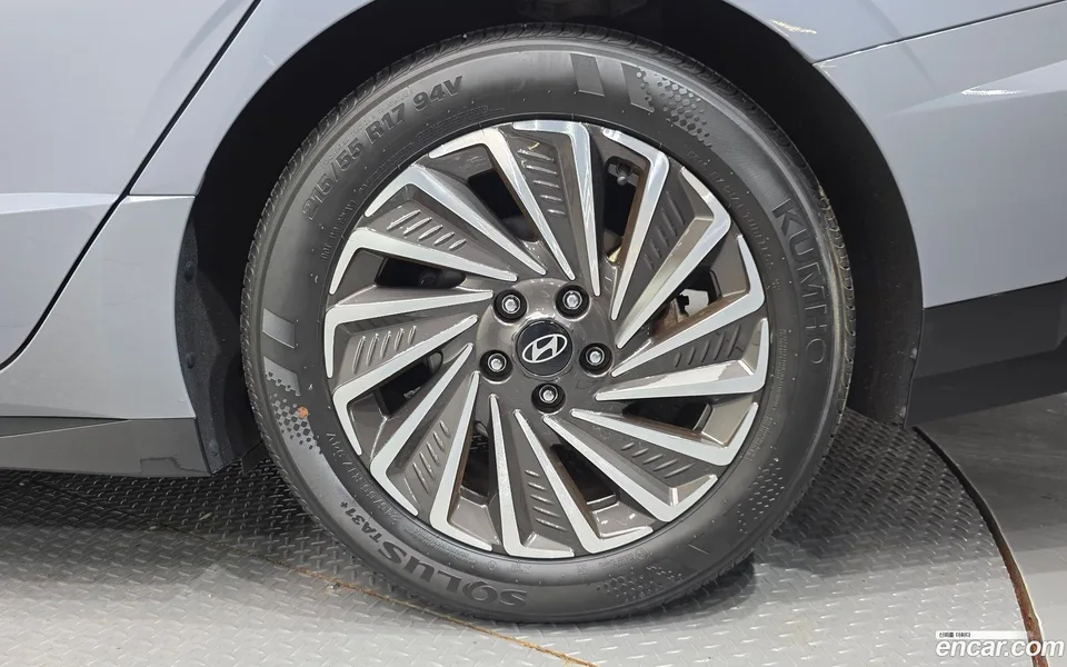 Hyundai Sonata The Edge Hybrid 2024 — thumbnail 5