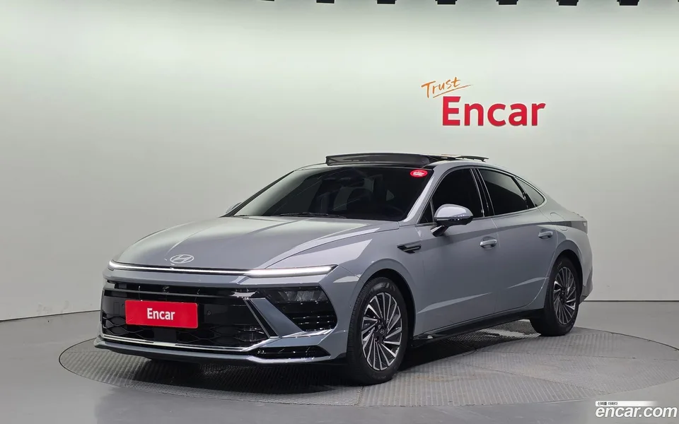 Hyundai Sonata The Edge Hybrid 2024 — photo 1, buy with delivery to Moscow