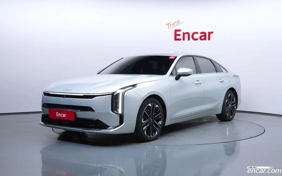 Kia K8 Hybrid 2025