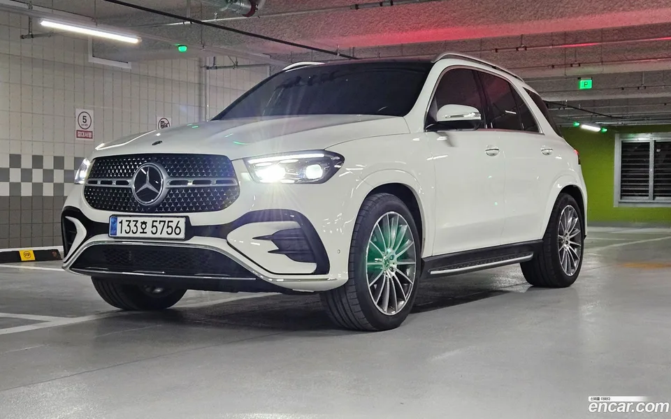 Mercedes-Benz GLE-Class 2025