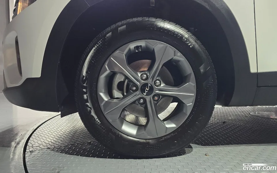 Kia Seltos 2.0 2WD 2025 — thumbnail 2