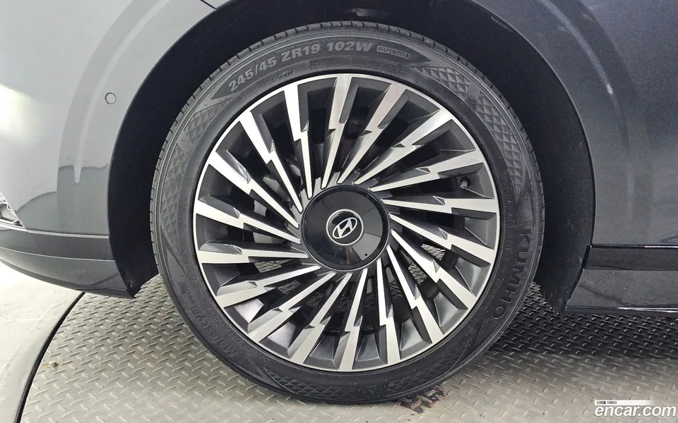 Hyundai Grandeur Hybrid 2023 — миниатюра 5