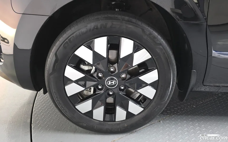 Hyundai Staria HEV 1.6 9 2024 — миниатюра 2
