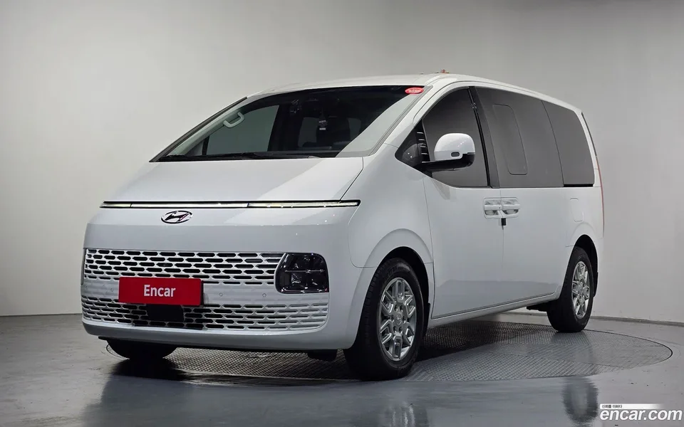 Hyundai Staria 2024