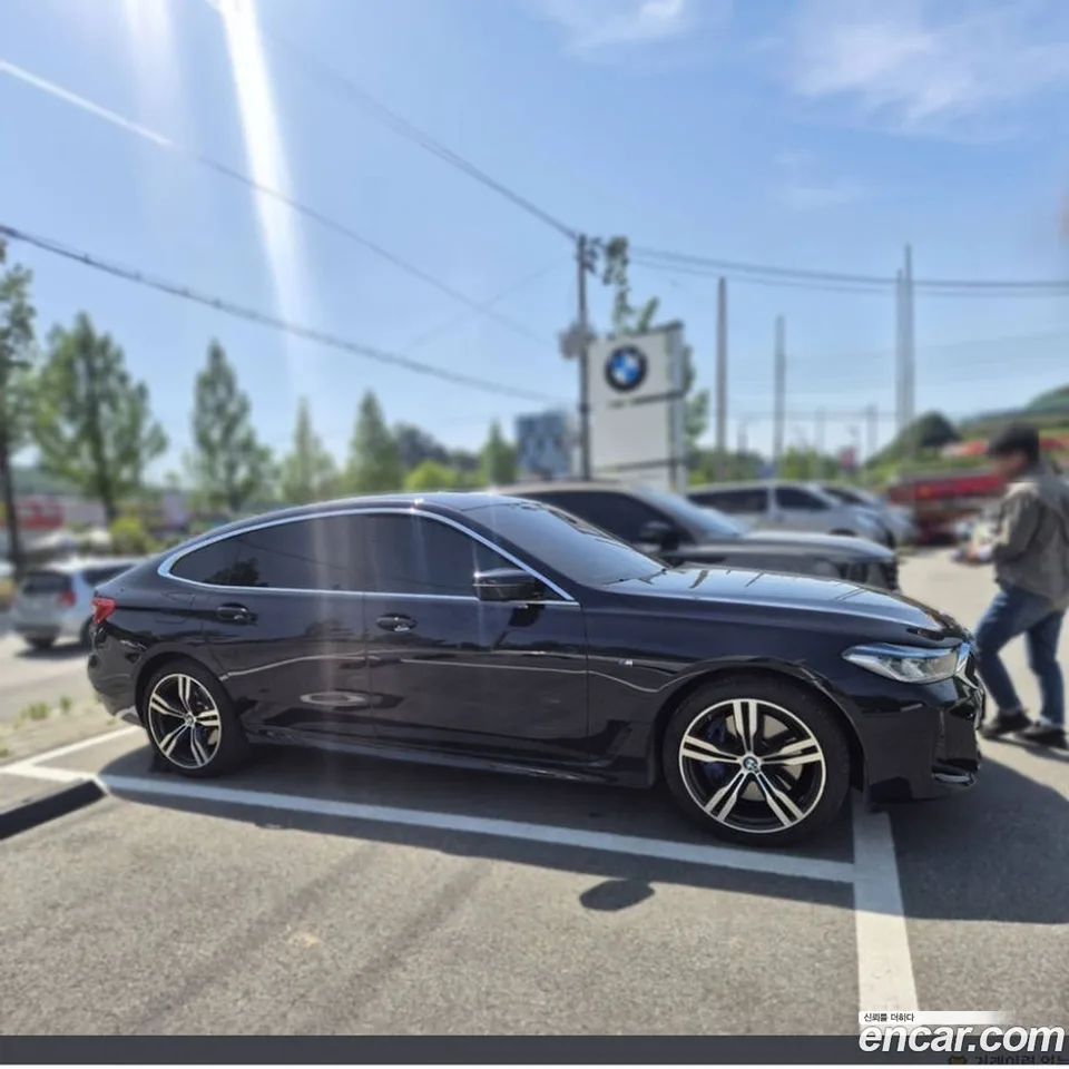 BMW 6 Series GT 630i xDrive M 2024 — миниатюра 3
