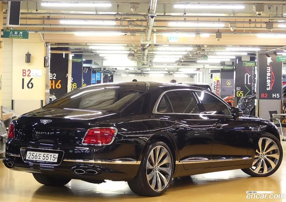 Bentley Flying Spur 4.0 2022 — миниатюра 3