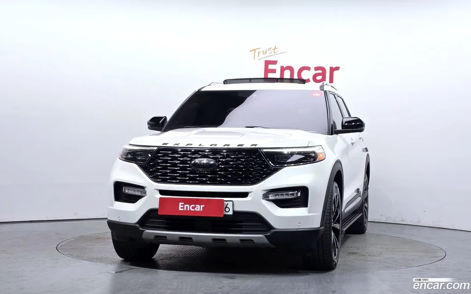 Ford Explorer 3.0 4WD 2022 — миниатюра 3