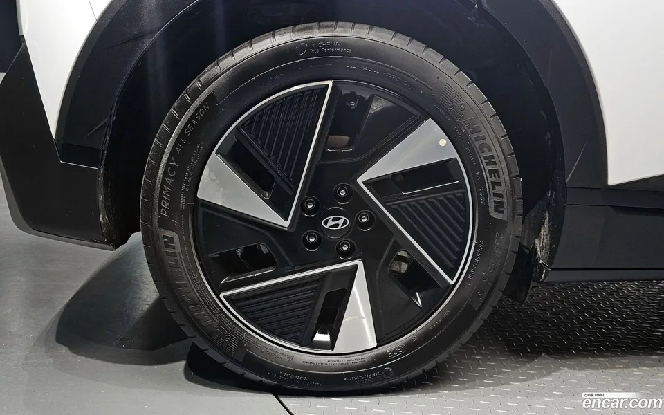 Hyundai Ioniq 5 2025 — миниатюра 5