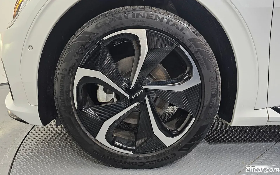 Kia EV6 2022 — thumbnail 2