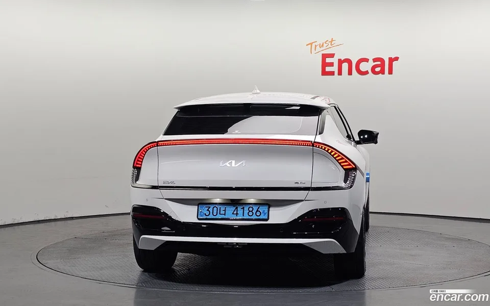 Kia EV6 2022 — thumbnail 4