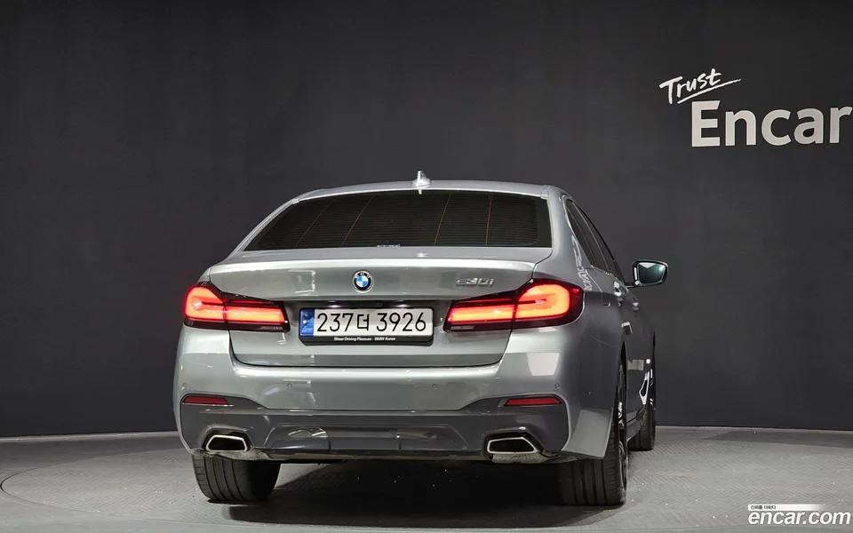 BMW 5 Series 530i M 2023 — миниатюра 4