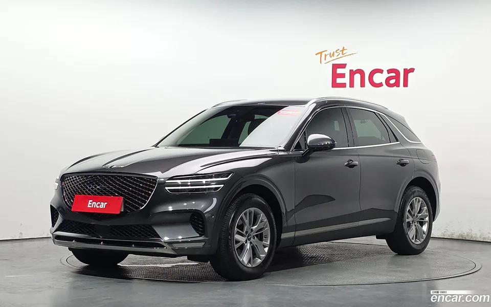 Genesis GV70 2.5T 2WD 2023 — photo 1, buy with delivery to Moscow