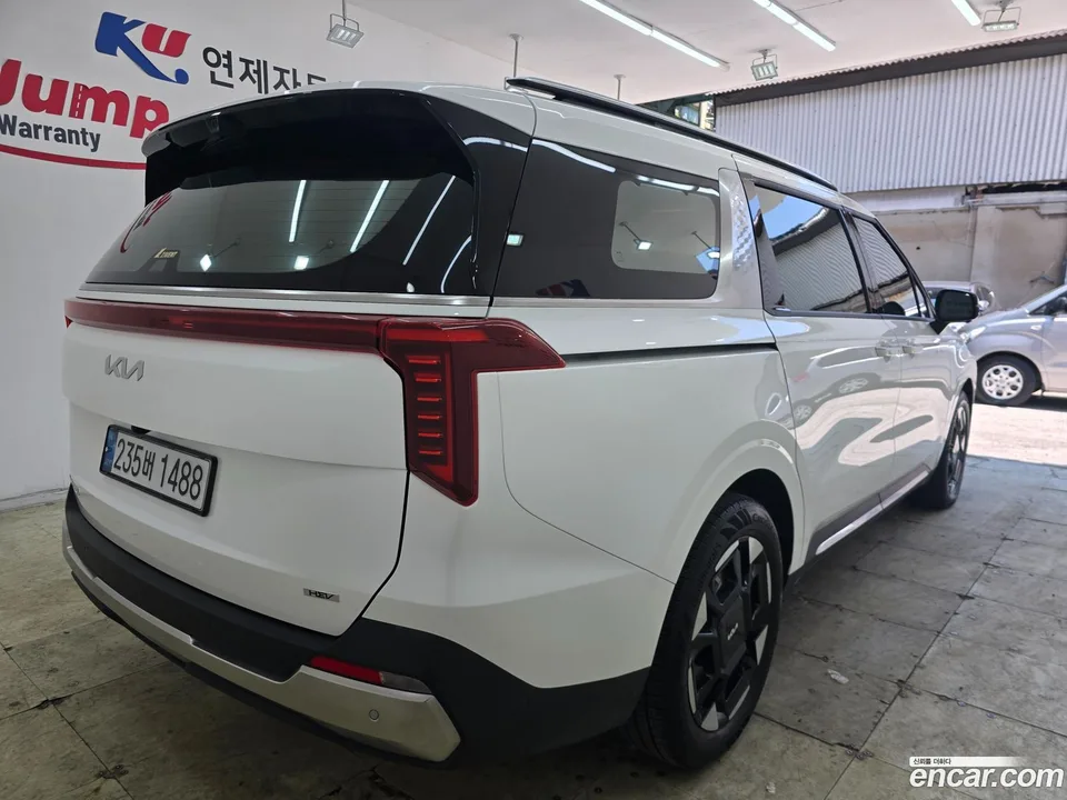 Kia Carnival HEV 9 2024 — thumbnail 4