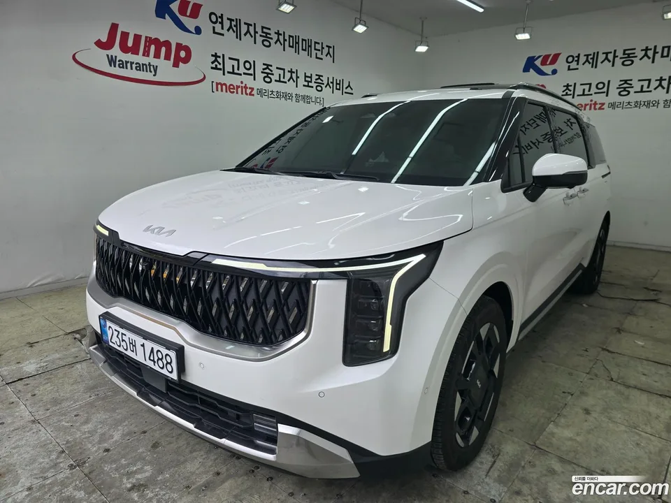 Kia Carnival HEV 9 2024 — photo 1, buy with delivery to Moscow
