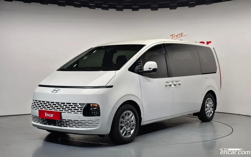 Hyundai Staria 2024