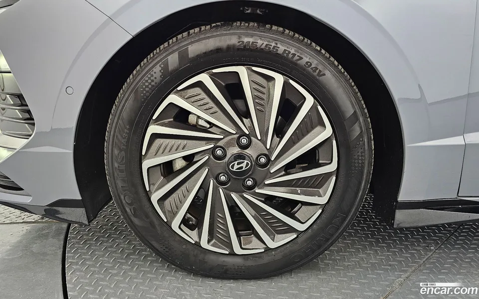 Hyundai Sonata The Edge Hybrid 2024 — миниатюра 5