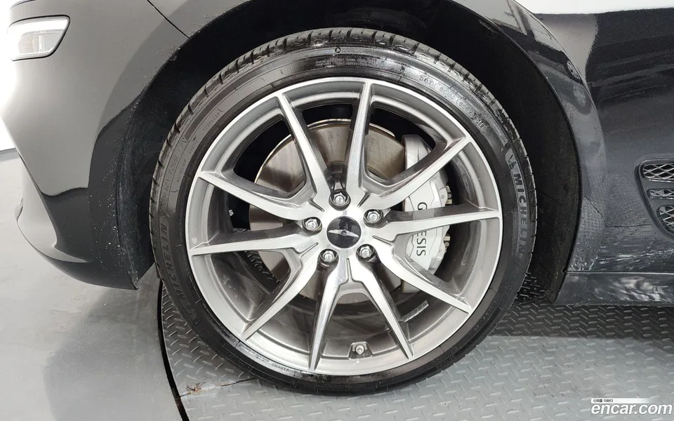 Genesis G70 2.5T 4WD 2023 — миниатюра 5