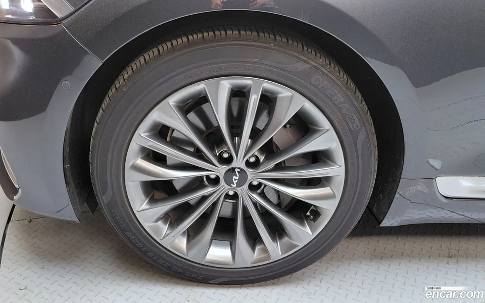 Kia K9 3.8 GDI AWD 2022 — thumbnail 5