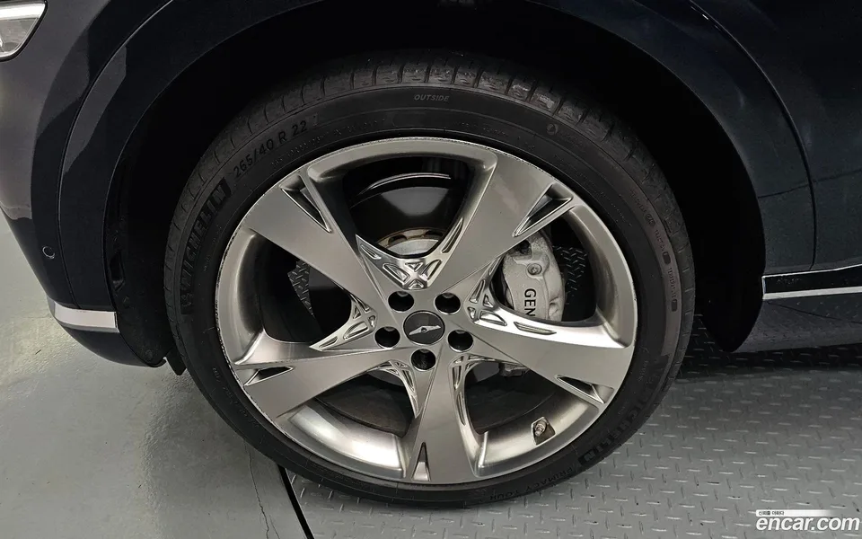 Genesis GV80 2.5T AWD 2023 — thumbnail 2