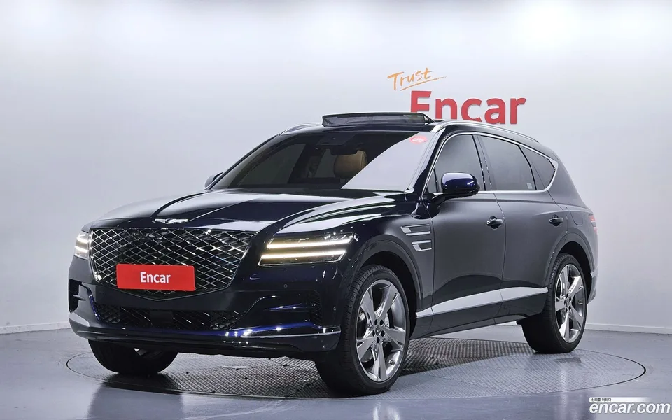 Genesis GV80 2.5T AWD 2023 — photo 1, buy with delivery to Moscow