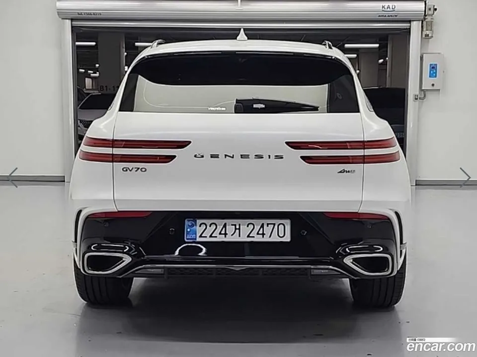 Genesis GV70 2.5T AWD 2024 — миниатюра 3