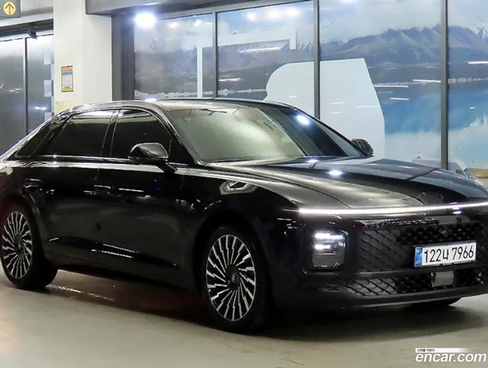 Hyundai Grandeur Hybrid 2025