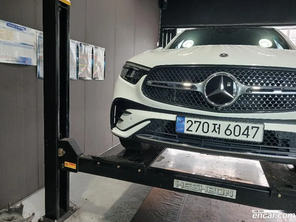 Mercedes-Benz GLC-Class 2024
