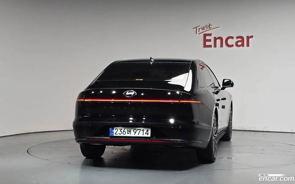 Hyundai Grandeur Hybrid 2025 — миниатюра 4