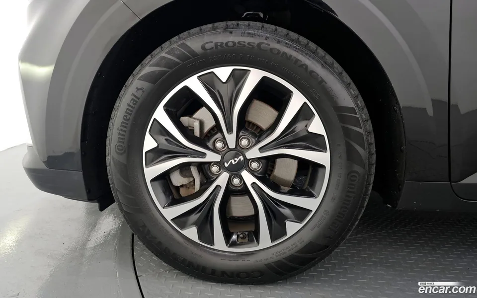 Kia Carnival 9 2022 — thumbnail 2