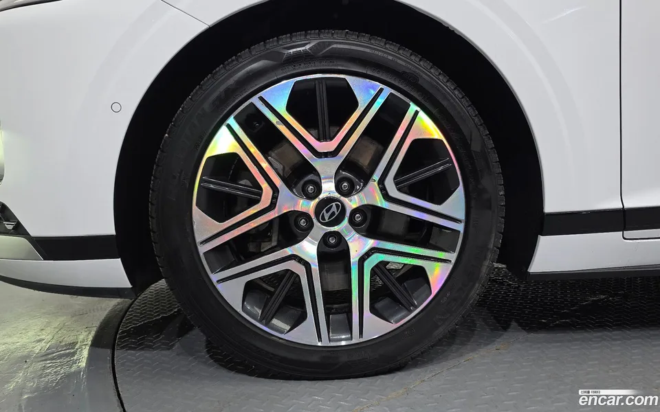 Hyundai Grandeur 3.5 LPG 2WD 2023 — thumbnail 2
