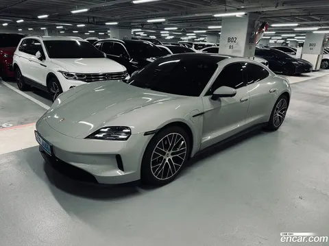 Porsche Taycan 2024 buy in Moscow