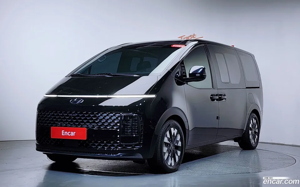 Hyundai Staria 2023