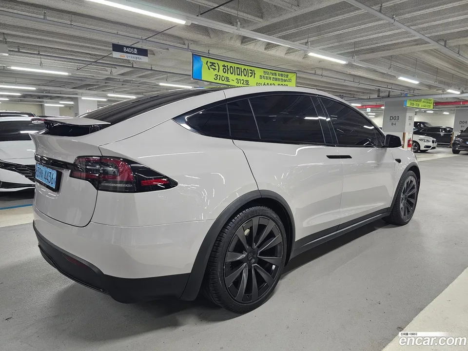 Tesla Model X AWD 2023 — миниатюра 4