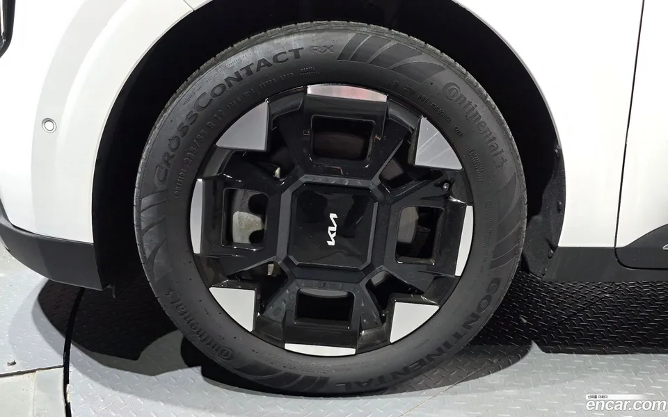 Kia Carnival 9 2025 — thumbnail 2