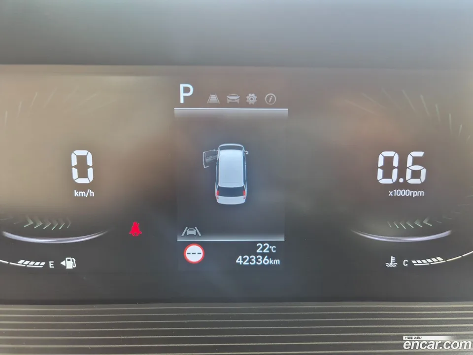 Hyundai Staria L3.5 2022 — миниатюра 2