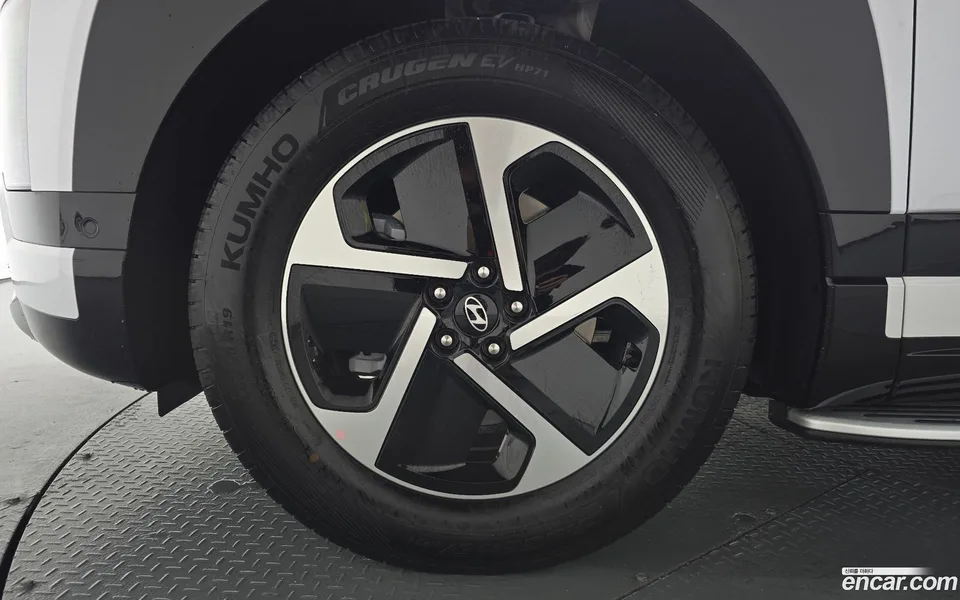 Hyundai Ioniq 9 AWD 2025 — thumbnail 5