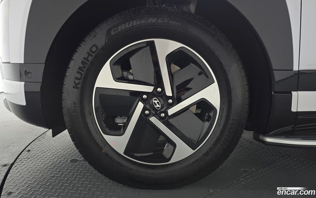 Hyundai Ioniq 9 2025 — 5
