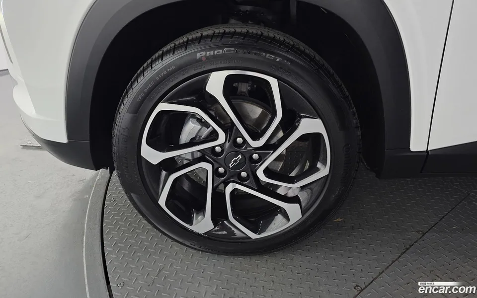 Chevrolet Trax Crossover 1.2 RS 2024 — миниатюра 5
