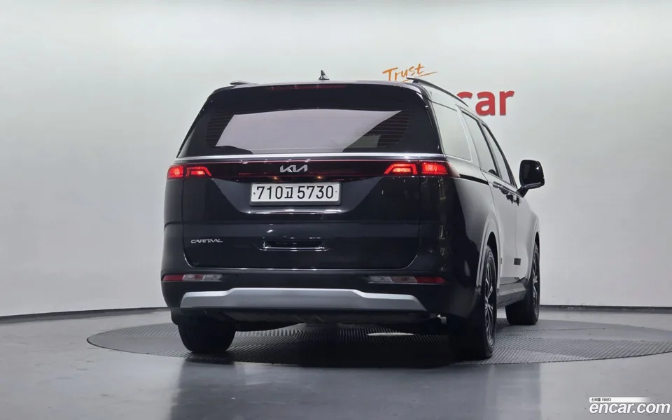 Kia Carnival 11 2023 — миниатюра 4