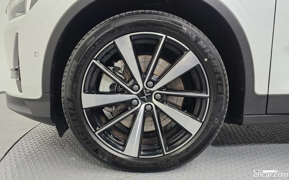 Polestar Polestar 2 2022 — миниатюра 2