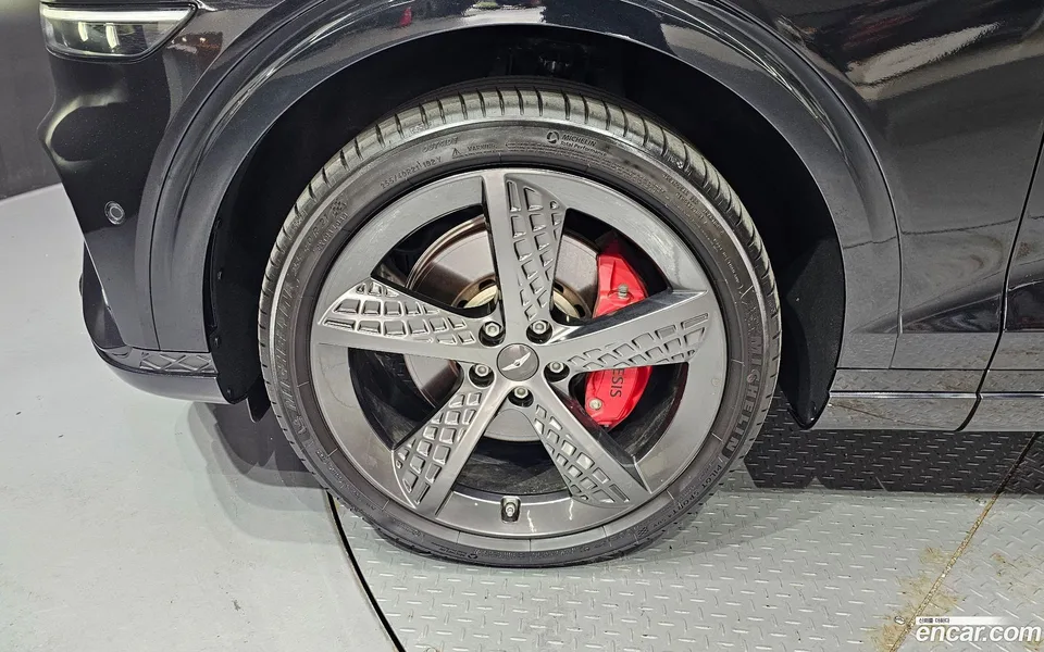 Genesis GV70 3.5T AWD 2023 — thumbnail 5