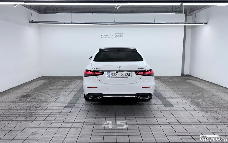 Mercedes-Benz E-Class E350 4MATIC AMG Line 2022 — thumbnail 4