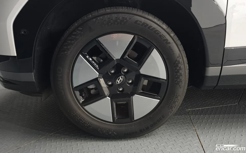 Hyundai SantaFe HEV 1.6 2WD 2024 — миниатюра 5