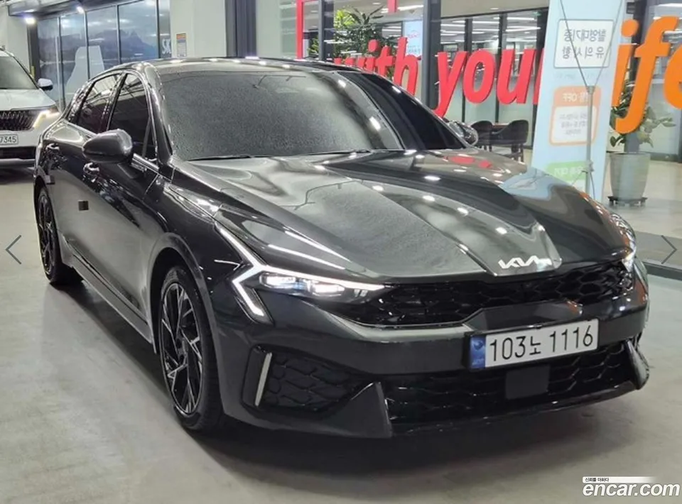 Kia K5 Hybrid 2024