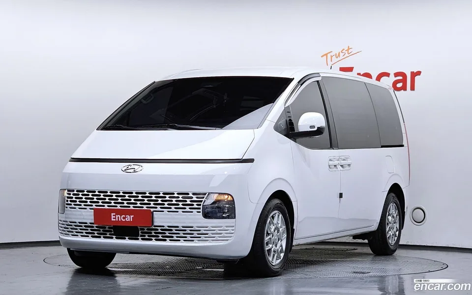 Hyundai Staria 2023